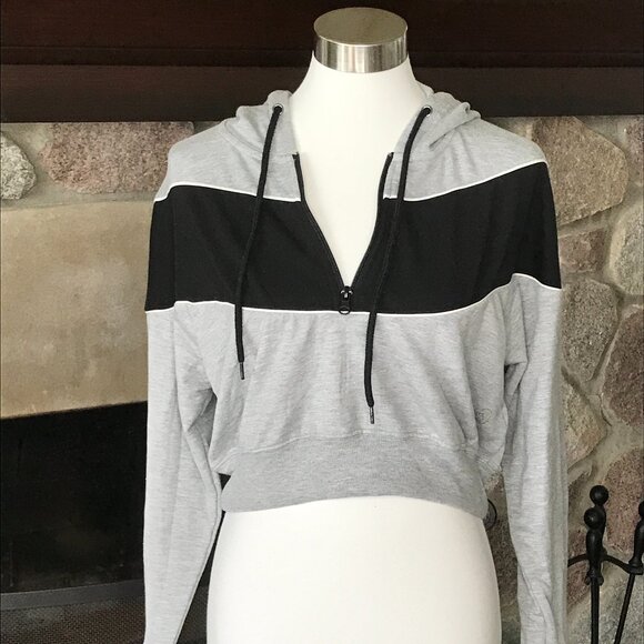 'AS Revival' Gray Half Zip Cropped Hoodie - Size Medium - Picture 1 of 5